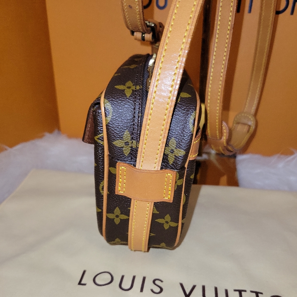 ❌️SOLD❌️Louis Vuitton Jeune Fille PM 💯% Authentic Crossbody Bag - Picture 10 of 17